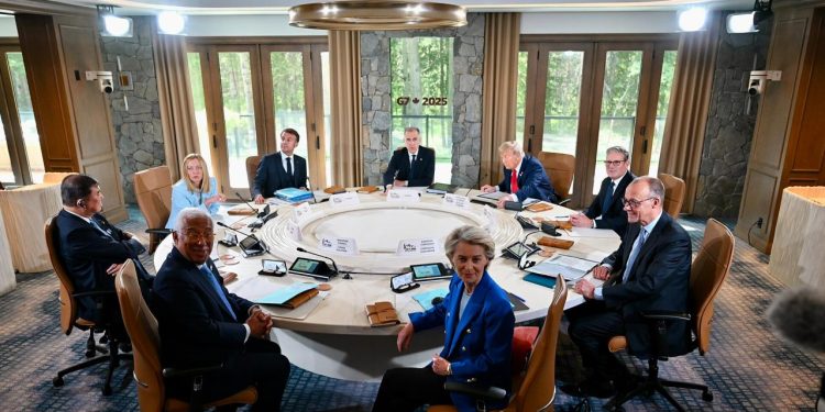 G7'den enerji fiyatlarını düşürmek için 100 milyon varillik hamle