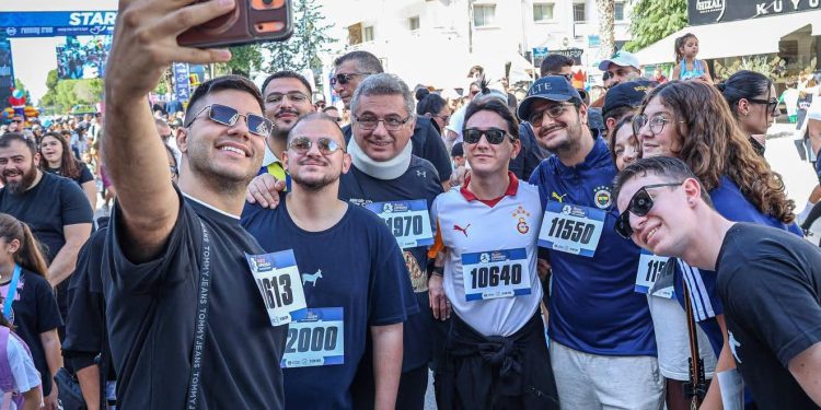 Cumhurbaşkanı Erhürman, 14. Ülker Lefkoşa Yarı Maratonu’na katıldı