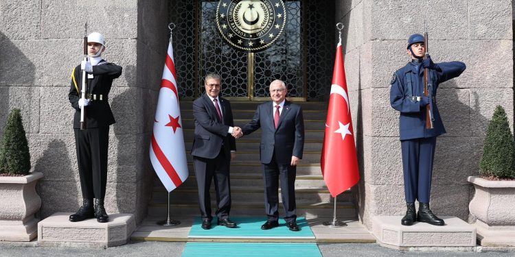 Başbakan Üstel, Türkiye Milli Savunma Bakanı Güler ile Ankara’da görüştü
